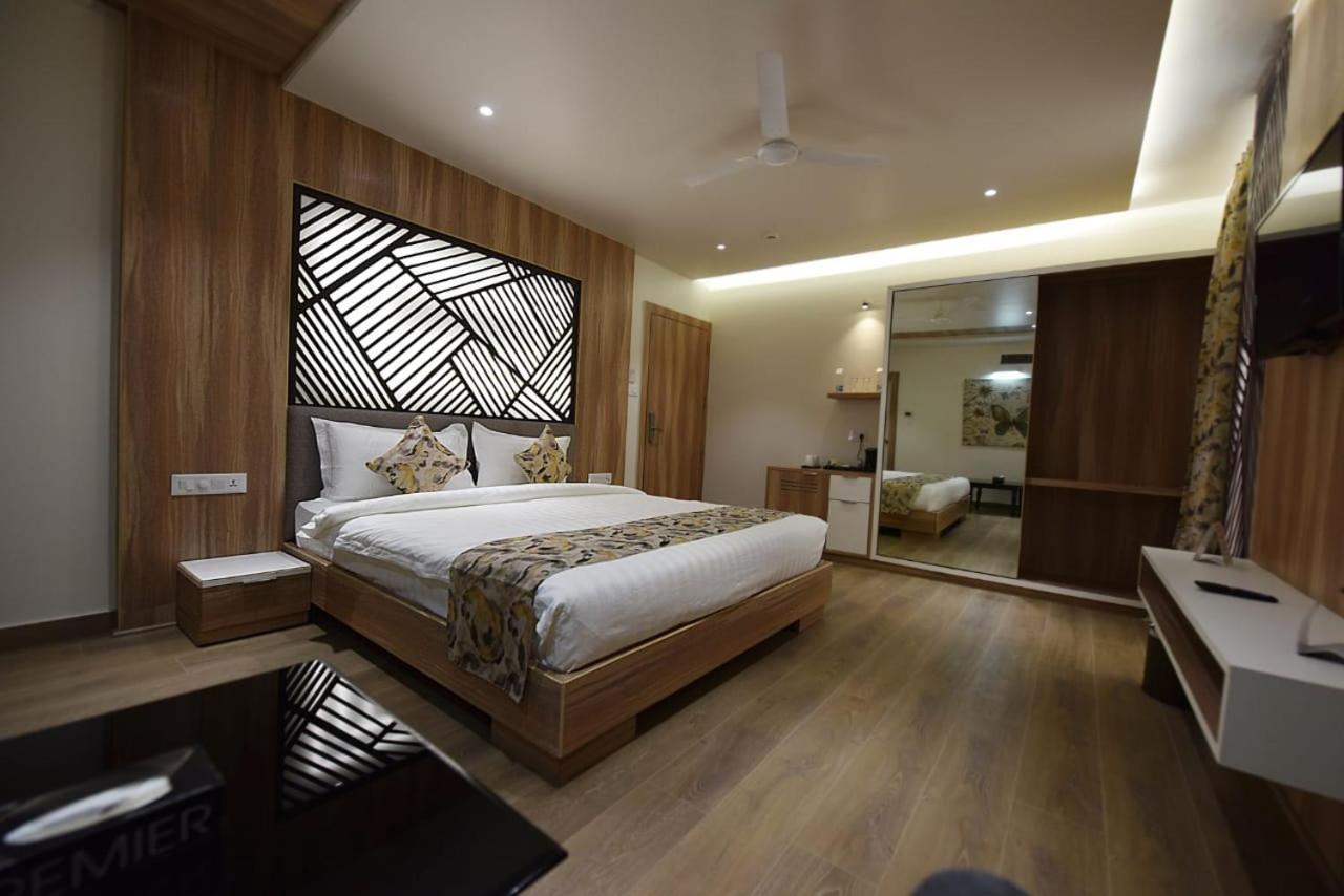 Jw Cruise Hotel Ajmer Exterior foto